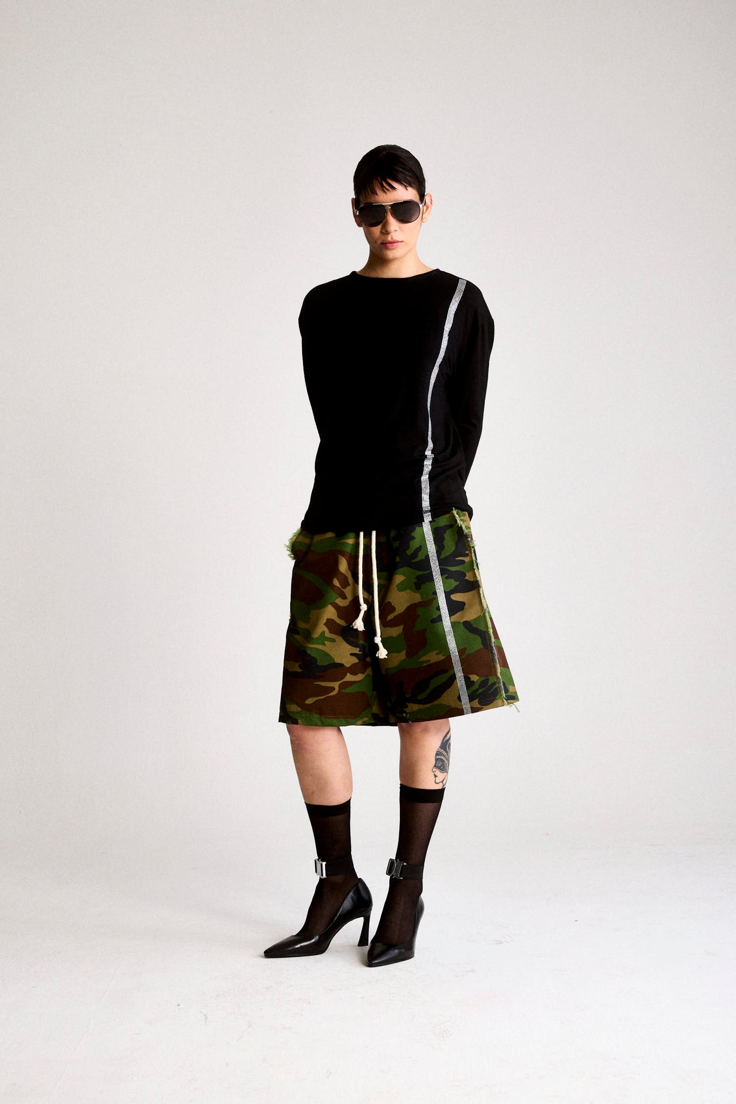 CAMISETA NEGRA S/S 25